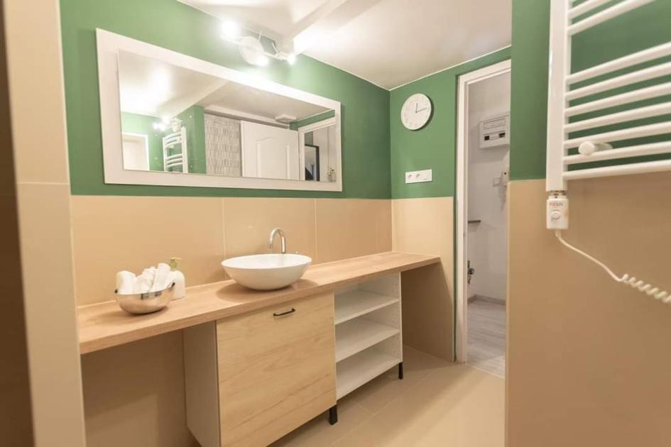 Central Stay Gozsdu 布达佩斯 外观 照片